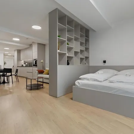 Lam Schon - Ac Appartamento Bratislava